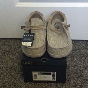 **BRAND NEW**  Hey Dude Men’s Wally ascend woven color walnut size 12